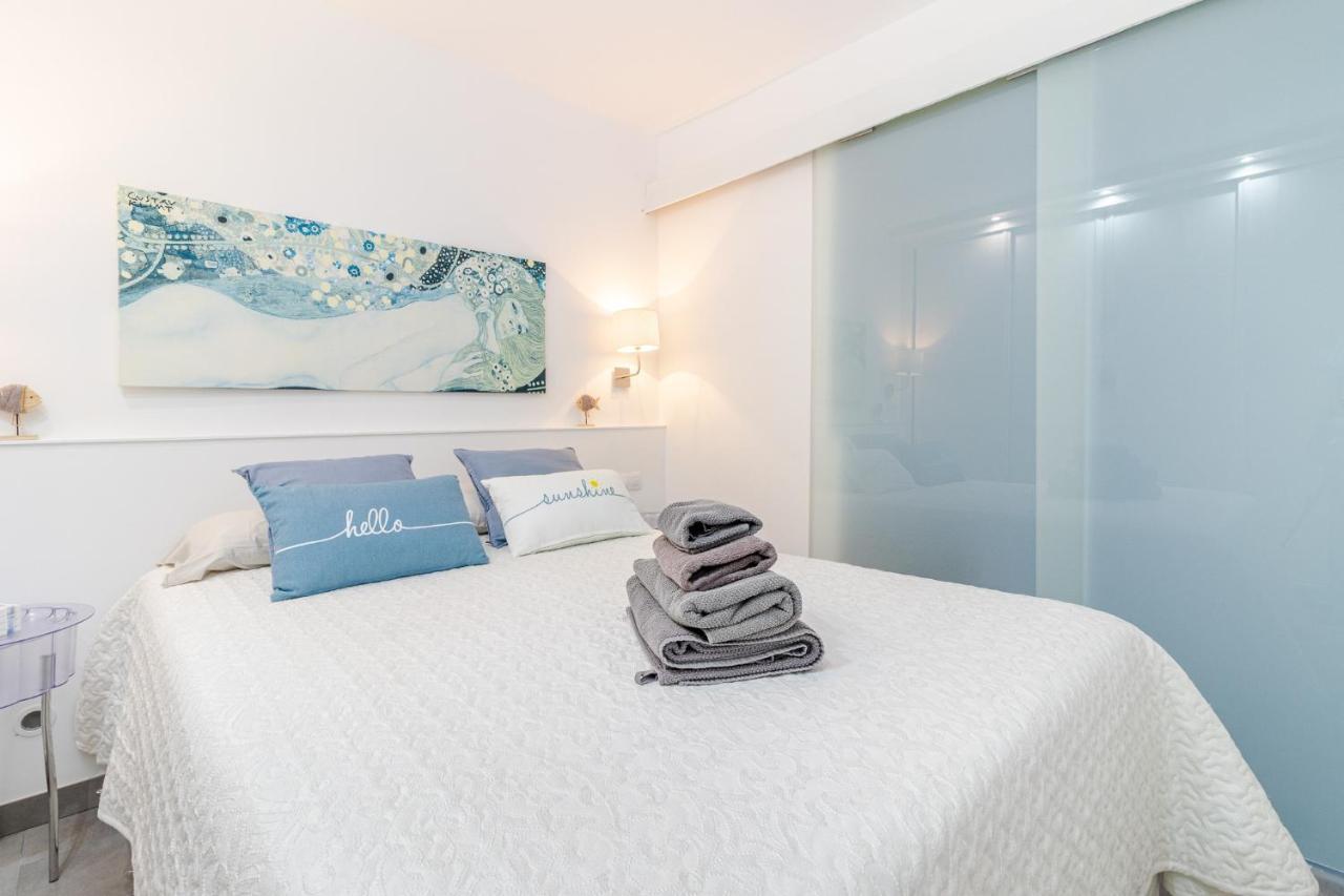 Flatguest Carpe Mogan - Beach - Balcony - Wifi Luaran gambar