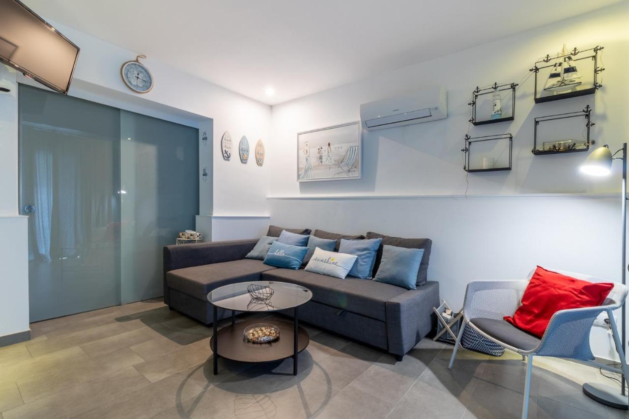 Flatguest Carpe Mogan - Beach - Balcony - Wifi Luaran gambar