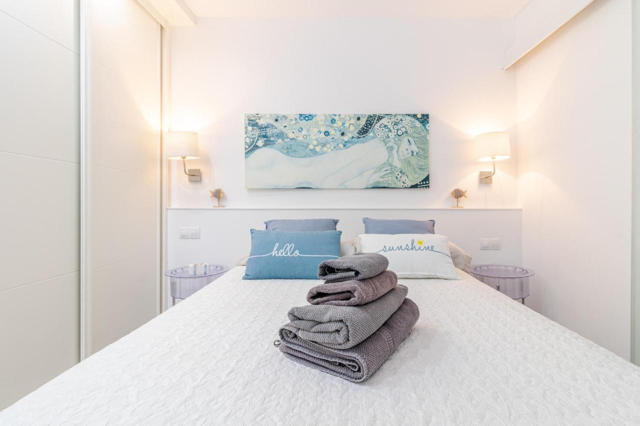 Flatguest Carpe Mogan - Beach - Balcony - Wifi Luaran gambar